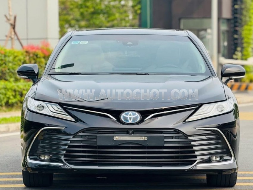 Toyota Camry 2.5HV 2021