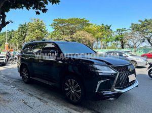 Xe Lexus LX 570 2020