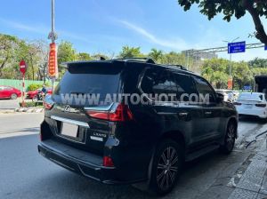 Xe Lexus LX 570 2020