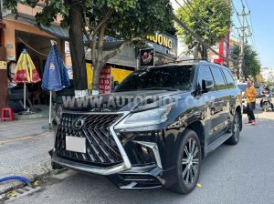 Xe Lexus LX 570 2020