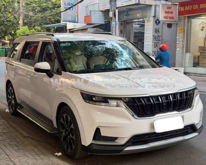 Kia Carnival Luxury 2.2D 2023