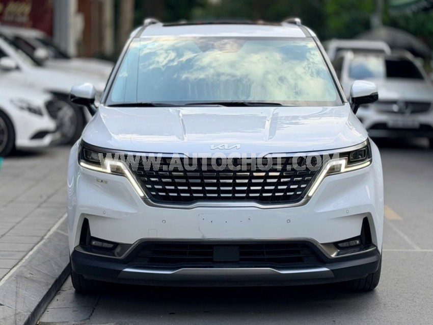Kia Carnival Signature 2.2D 2024
