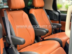 Xe Kia Carnival Signature 2.2D 2024