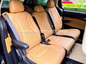 Xe Kia Carnival Premium 2.2D 8S 2023