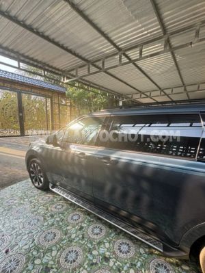 Xe Kia Carnival Signature 2.2D 2023