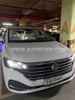 Xe Volkswagen Viloran Premium 2024
