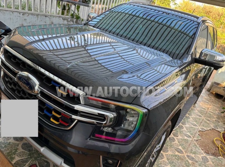 Ford Everest Titanium 2.0L 4x2 AT 2024