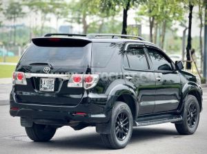 Xe Toyota Fortuner 2.7V 4x4 AT 2013