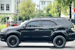 Xe Toyota Fortuner 2.7V 4x4 AT 2013