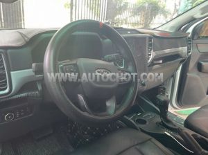 Xe Ford Ranger XLS 2.0L 4x2 AT 2024