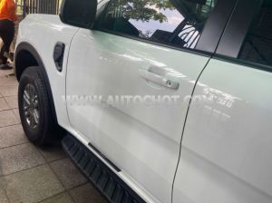 Xe Ford Ranger XLS 2.0L 4x2 AT 2024