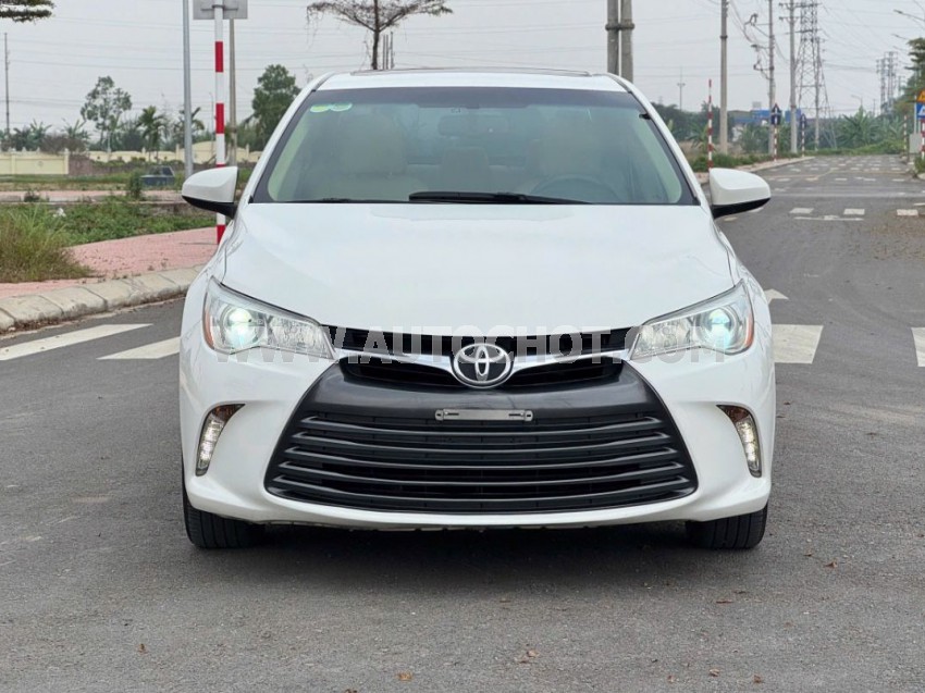 Toyota Camry XLE 2.5 AT 2014