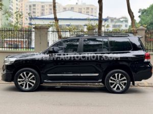 Xe Toyota Land Cruiser VX 4.6 V8 2019