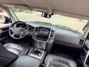 Xe Toyota Land Cruiser VX 4.6 V8 2019