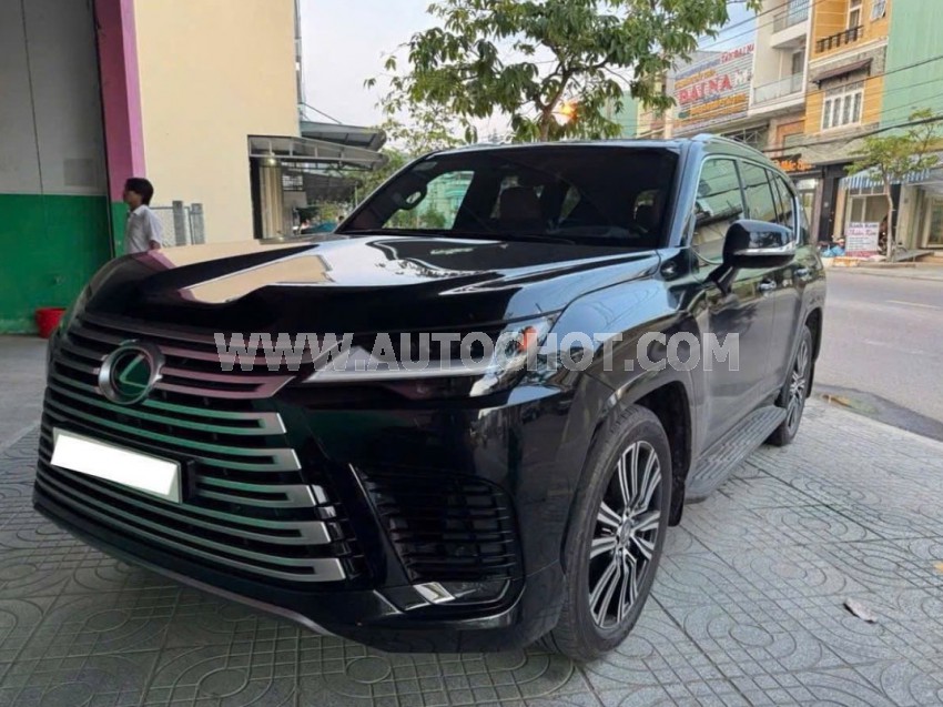 Lexus LX 600 Urban 2025