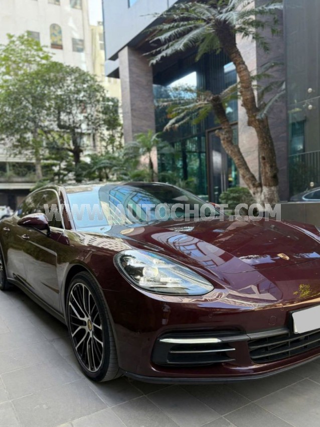 Porsche Panamera 4 Executive 2018