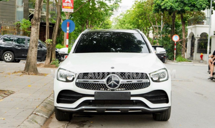 Xe Mercedes Benz GLC 300 4Matic 2021