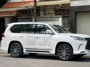 Xe Lexus LX 570 Super Sport 2020