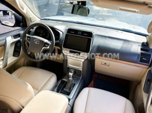 Xe Toyota Prado VX 2.7L 2018