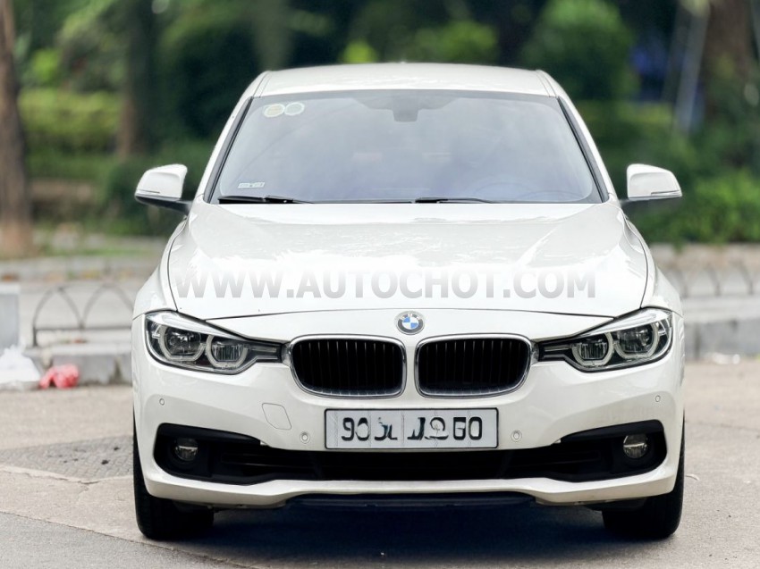 BMW 3 Series 320i 2018