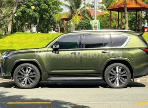 Xe Lexus LX 600 Urban 2025