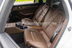 Xe Porsche Panamera 4 Executive 2018