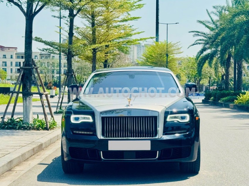 Rolls Royce Ghost 6.6 V12 2010