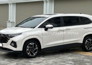 Xe Hyundai Custin Cao Cấp 2.0T 2023