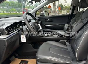 Xe Hyundai Custin Cao Cấp 2.0T 2023