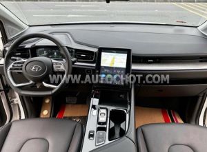 Xe Hyundai Custin Cao Cấp 2.0T 2023