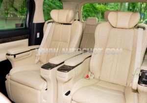 Xe Toyota Alphard Luxury Executive Lounge 2020