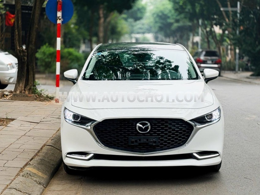 Mazda 3 1.5L Luxury 2024