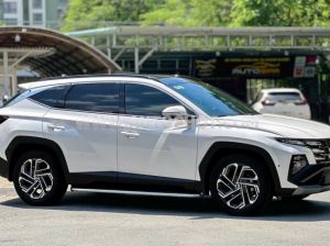 Xe Hyundai Tucson 1.6 AT Turbo HTRAC Đặc biệt 2025