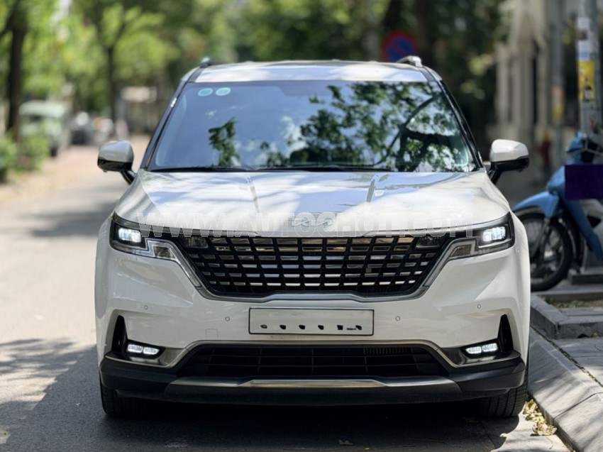 Kia Carnival Premium 2.2D 7S 2024