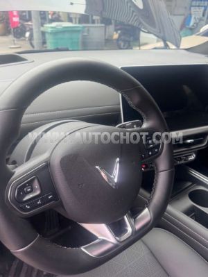 Xe VinFast VF7 Plus AWD 2025