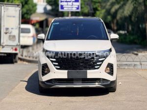 Xe Hyundai Custin Cao Cấp 2.0T 2023
