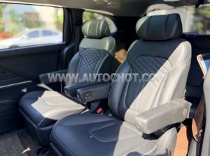 Xe Hyundai Custin Cao Cấp 2.0T 2023