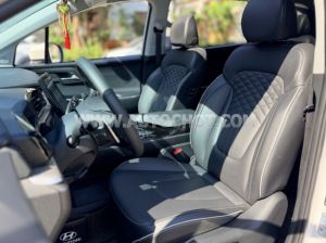 Xe Hyundai Custin Cao Cấp 2.0T 2023