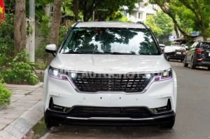 Xe Kia Carnival Premium 2.2D 8S 2024