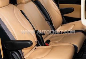 Xe Kia Carnival Premium 2.2D 8S 2024