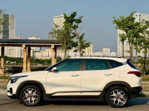 Xe Kia Seltos Luxury 1.4 AT 2021