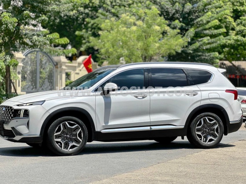 Hyundai SantaFe Cao cấp 2.5L HTRAC 2022