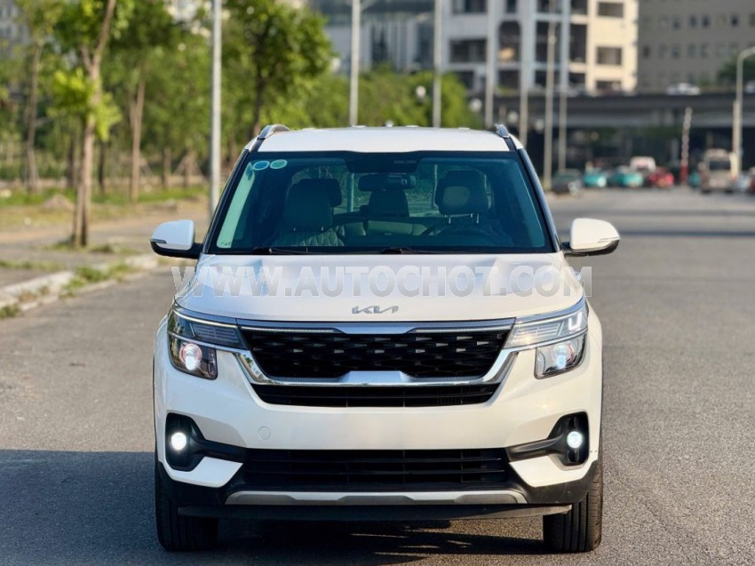 Kia Seltos Luxury 1.4 AT 2021