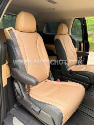 Xe Kia Carnival Luxury 2.2D 2023