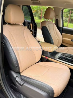 Xe Kia Carnival Luxury 2.2D 2023