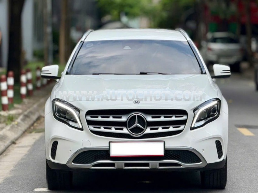 Mercedes Benz GLA class GLA 200 2019