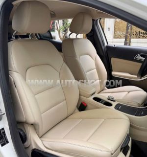 Xe Mercedes Benz GLA class GLA 200 2019