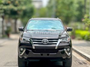 Xe Toyota Fortuner 2.7V 4x2 AT 2018