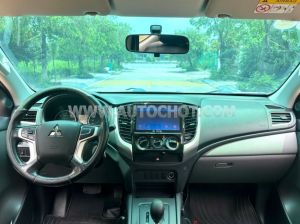 Xe Mitsubishi Triton 4x2 AT 2019