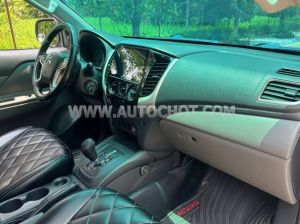 Xe Mitsubishi Triton 4x2 AT 2019